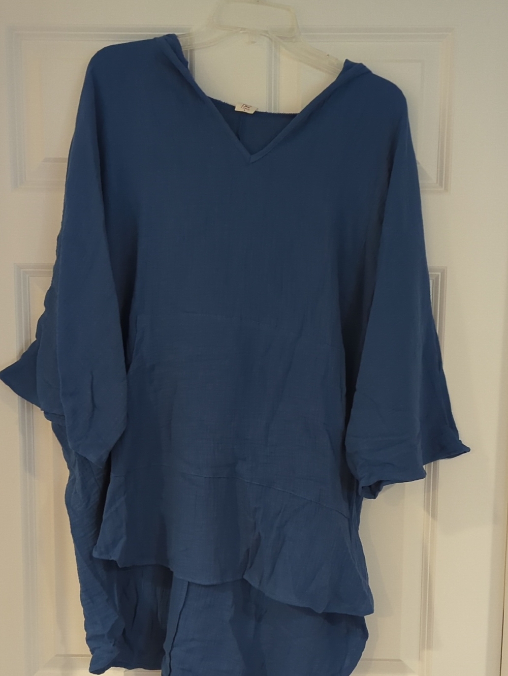 Relaxed V-Neck Blue Tunic Top for Women